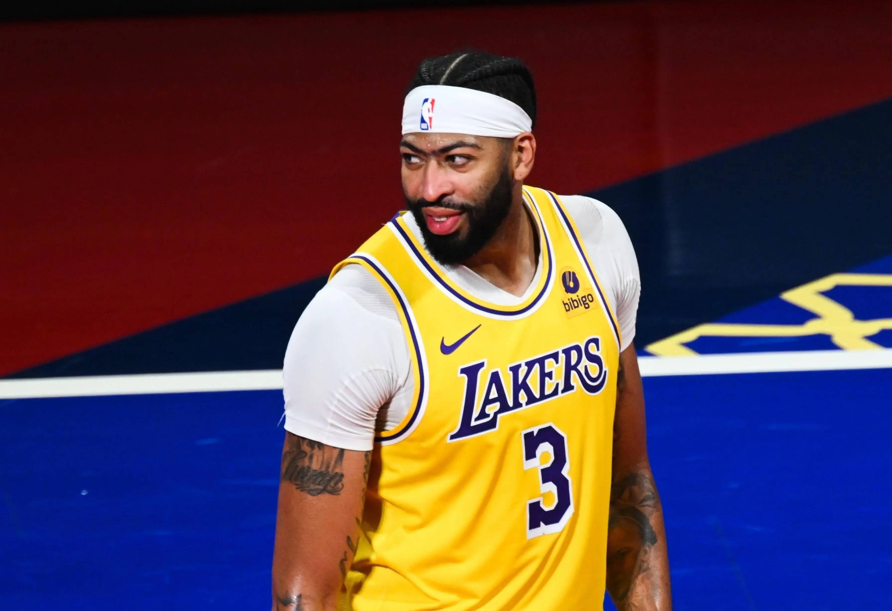 包含浓眉哥迎来三赛季高光表现,西班牙队球迷沸腾!的词条 包含浓眉哥迎来三赛季高光表现,西班牙队球迷沸腾!的词条