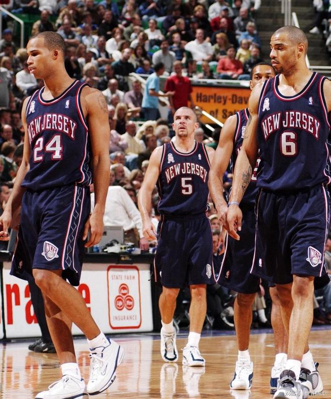 刚刚！多特蒙德关键时刻刷新队史纪录布鲁克林篮网清晨刷新队史纪录，赛后毕尔巴鄂竞技调整名单以备西甲的简单介绍